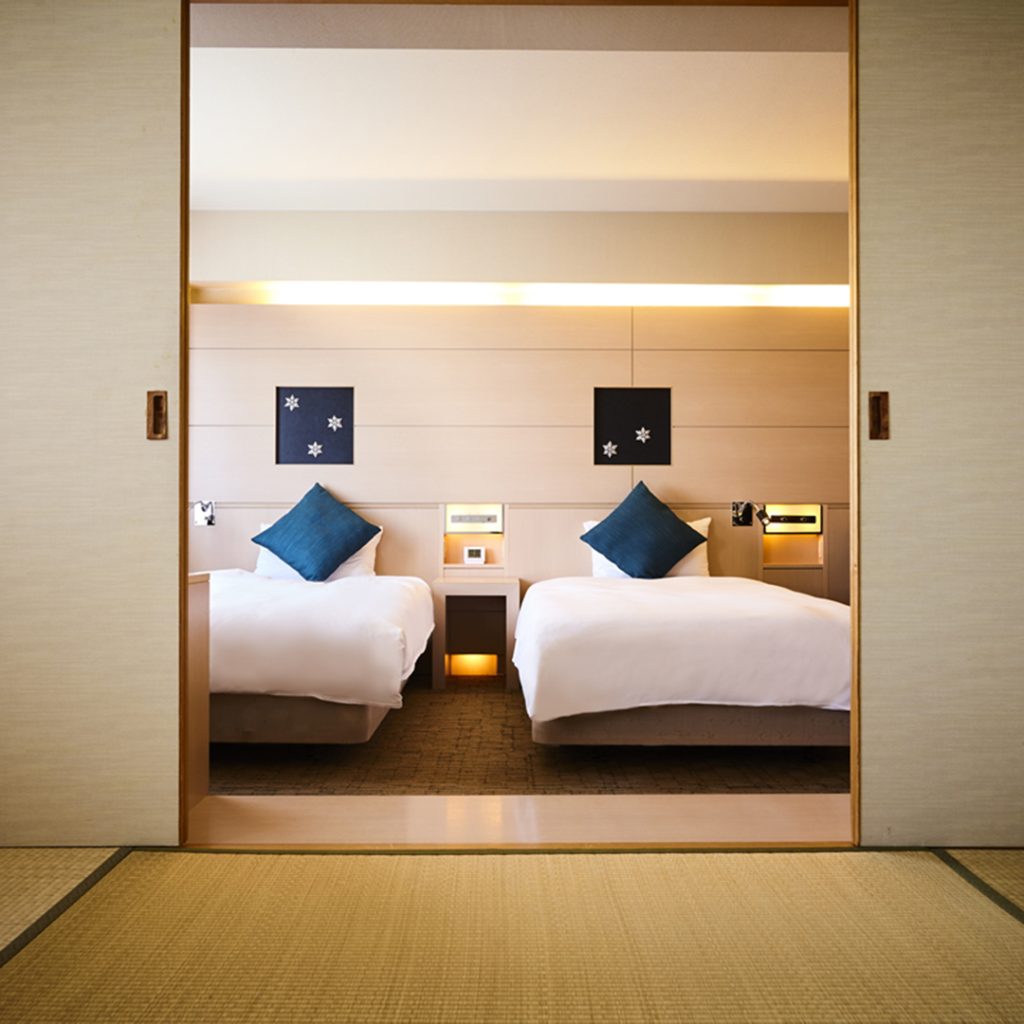 Family Twin 1080x1080px