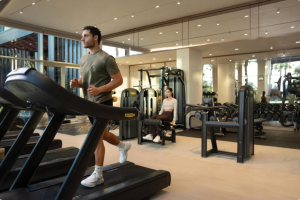 Iconic Location Nestled in the heart of Dubai's stunning coastline, this resort offers mesmerizing views of the Arabian Gulf and an ambiance of pure serenity. - 2026-06-08T131052.731