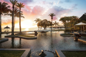 Iconic Location Nestled in the heart of Dubai's stunning coastline, this resort offers mesmerizing views of the Arabian Gulf and an ambiance of pure serenity. - 2026-06-17T232444.634